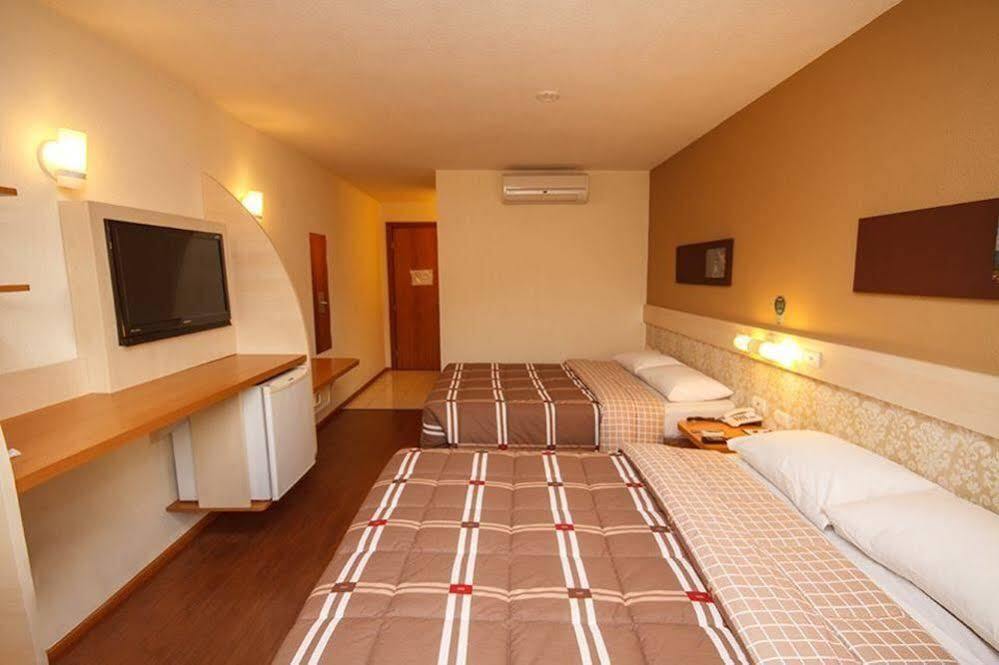 Hotel 10 Uniao Da Vitoria Exterior photo